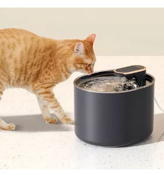 Gray helmet for bikers